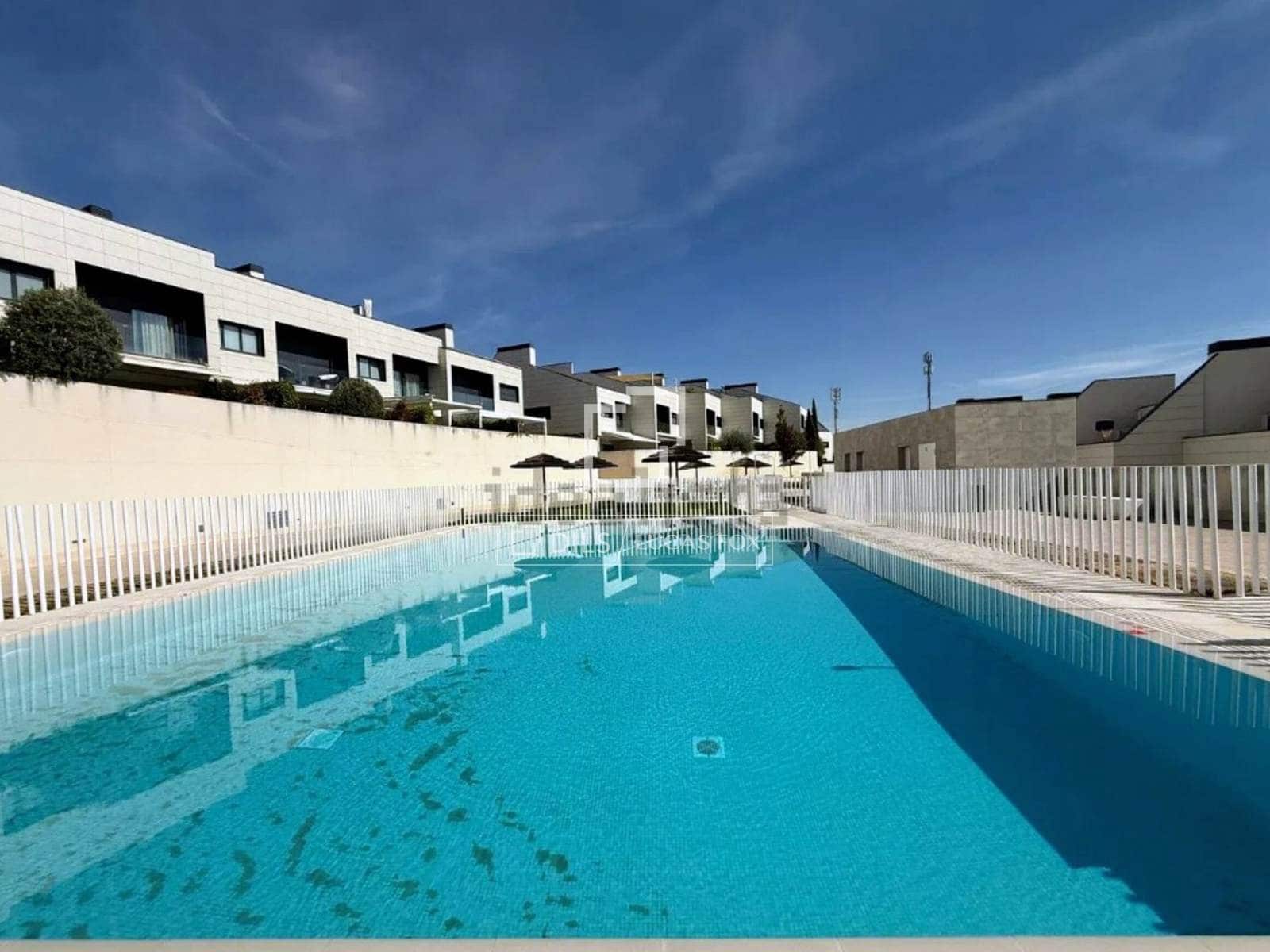 4 chambre Villa/Maison à vendre à La Moraleja - 1 850 000 € (Ref: 9889257)