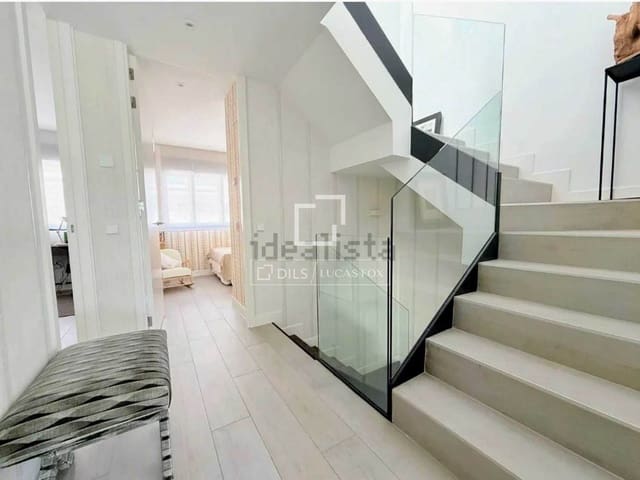 4 Zimmer Villa zu verkaufen in La Moraleja, Alcobendas mit Garage - 1.850.000 € (Ref: 9889257)
