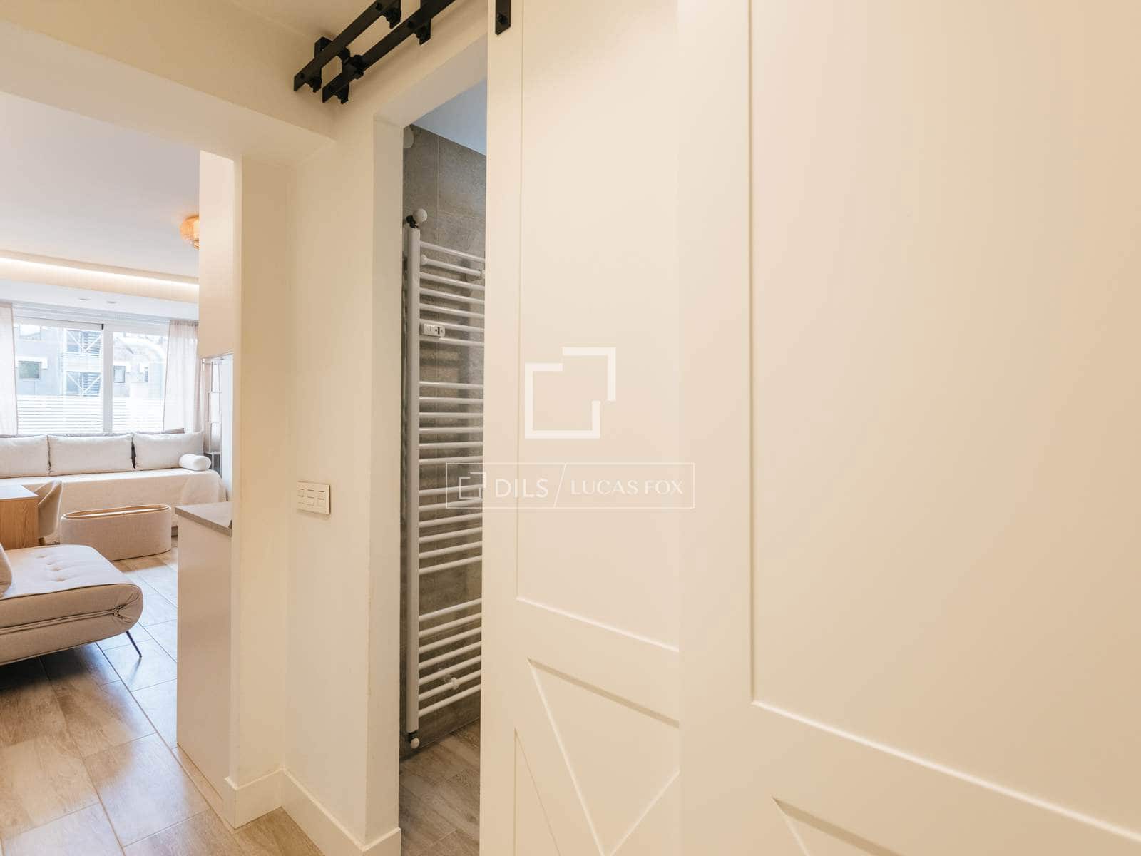 1 slaapkamer Appartement te huur in Madrid stad - € 1.300 (Ref: 9889258)