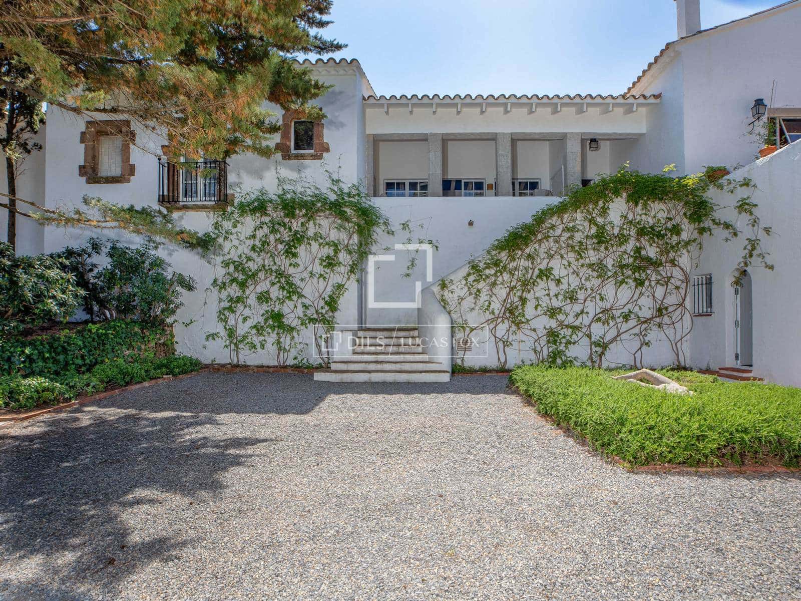9 soverom Villa til salgs i Begur med svømmebasseng garasje - € 5 000 000 (Ref: 9889353)