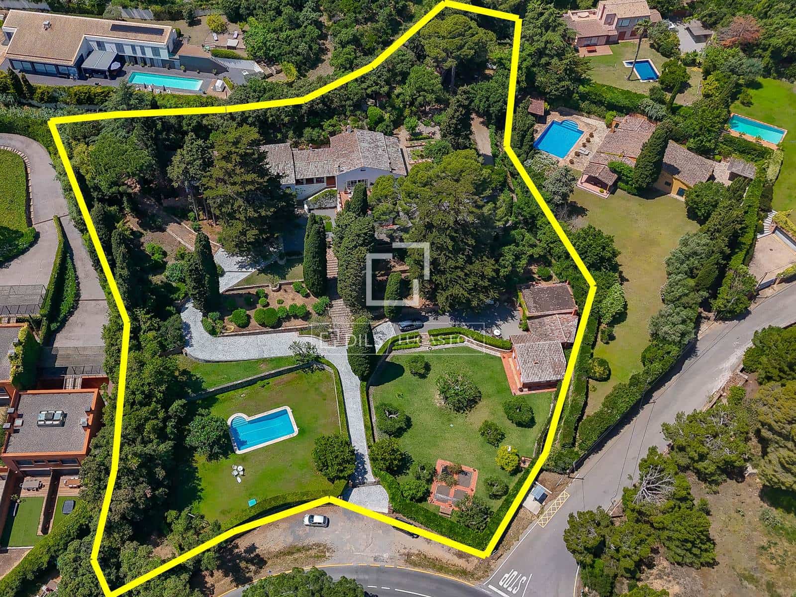 9 soverom Villa til salgs i Begur med svømmebasseng garasje - € 5 000 000 (Ref: 9889353)