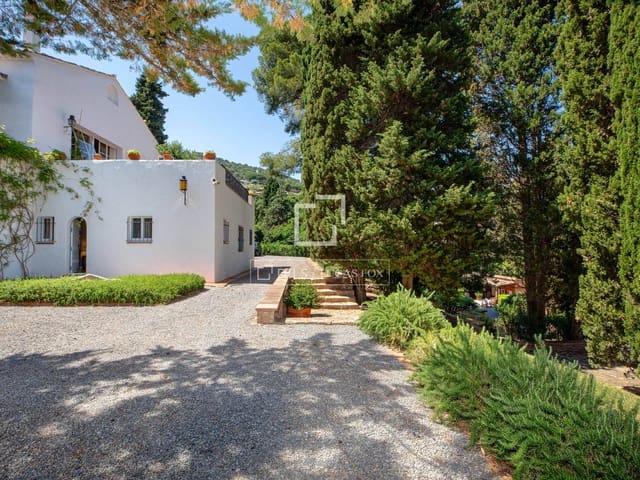 9 sypialnia Willa na sprzedaż w Begur z basenem garażem - 5 000 000 € (Ref: 9889353)