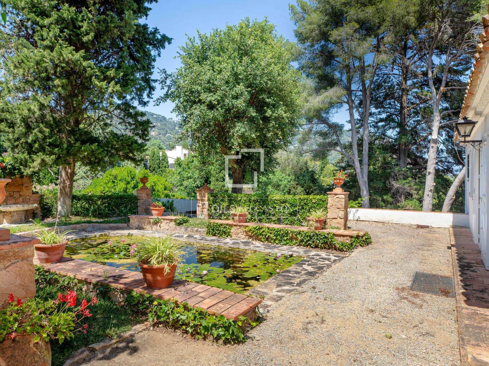 9 soverom Villa til salgs i Begur med svømmebasseng garasje - € 5 000 000 (Ref: 9889353)