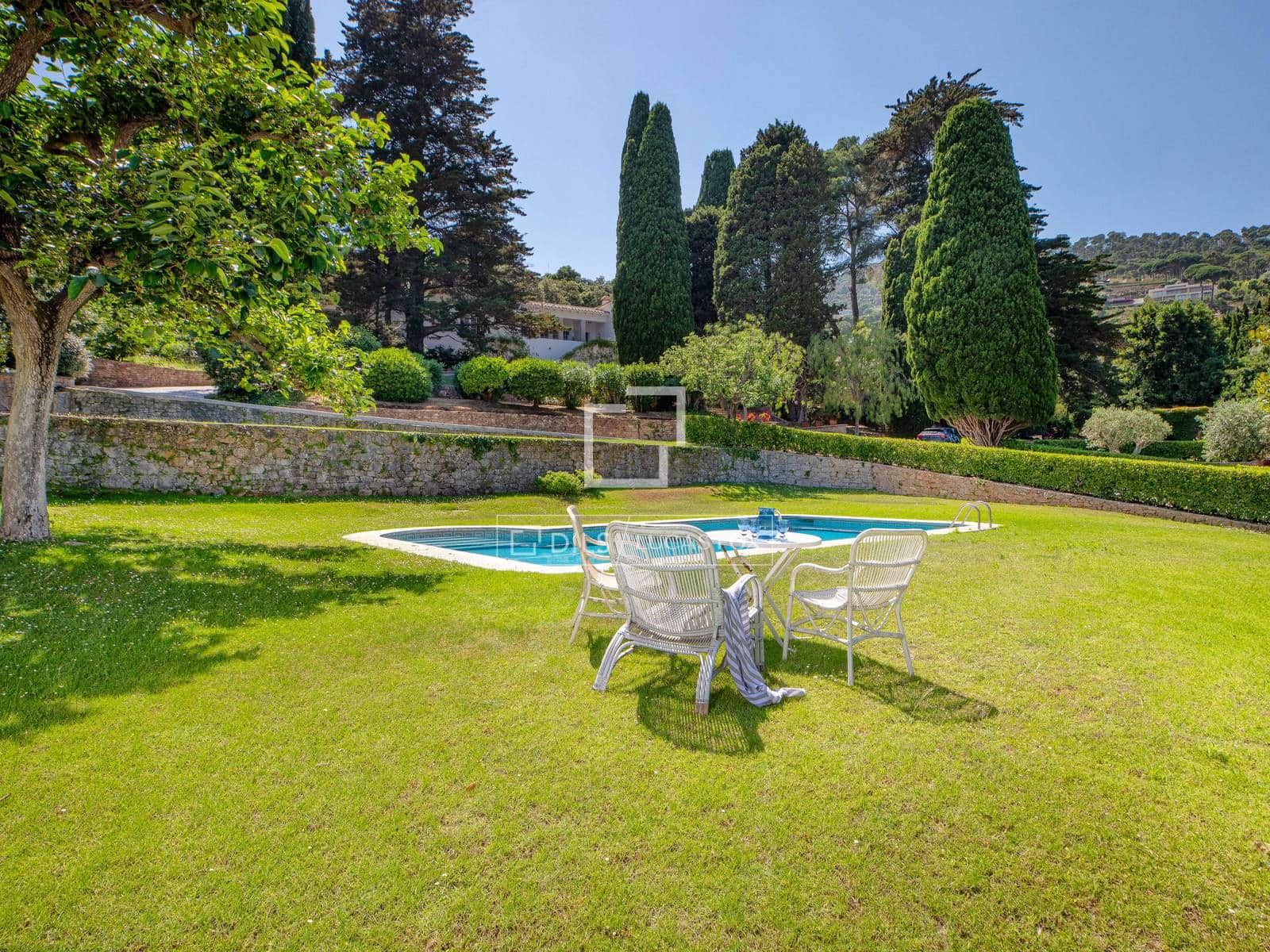 9 soverom Villa til salgs i Begur med svømmebasseng garasje - € 5 000 000 (Ref: 9889353)