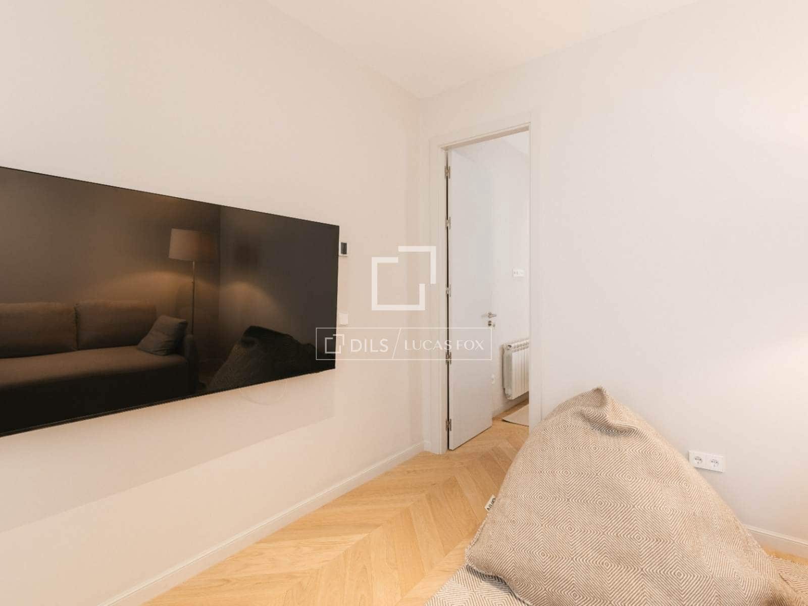 2 slaapkamer Appartement te huur in Madrid stad - € 6.200 (Ref: 9889355)