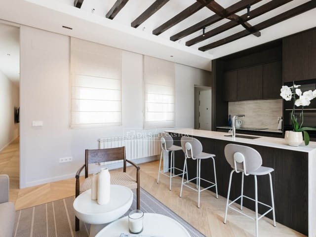 2 slaapkamer Appartement te huur in Castellana, Madrid stad - € 6.200 (Ref: 9889355)