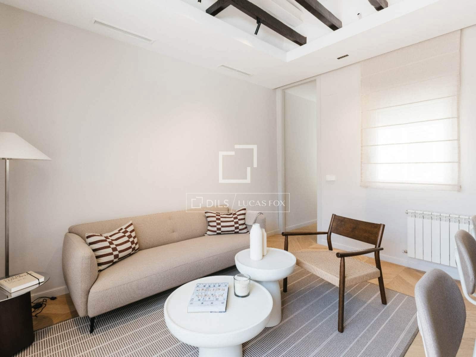2 slaapkamer Appartement te huur in Madrid stad - € 6.200 (Ref: 9889355)