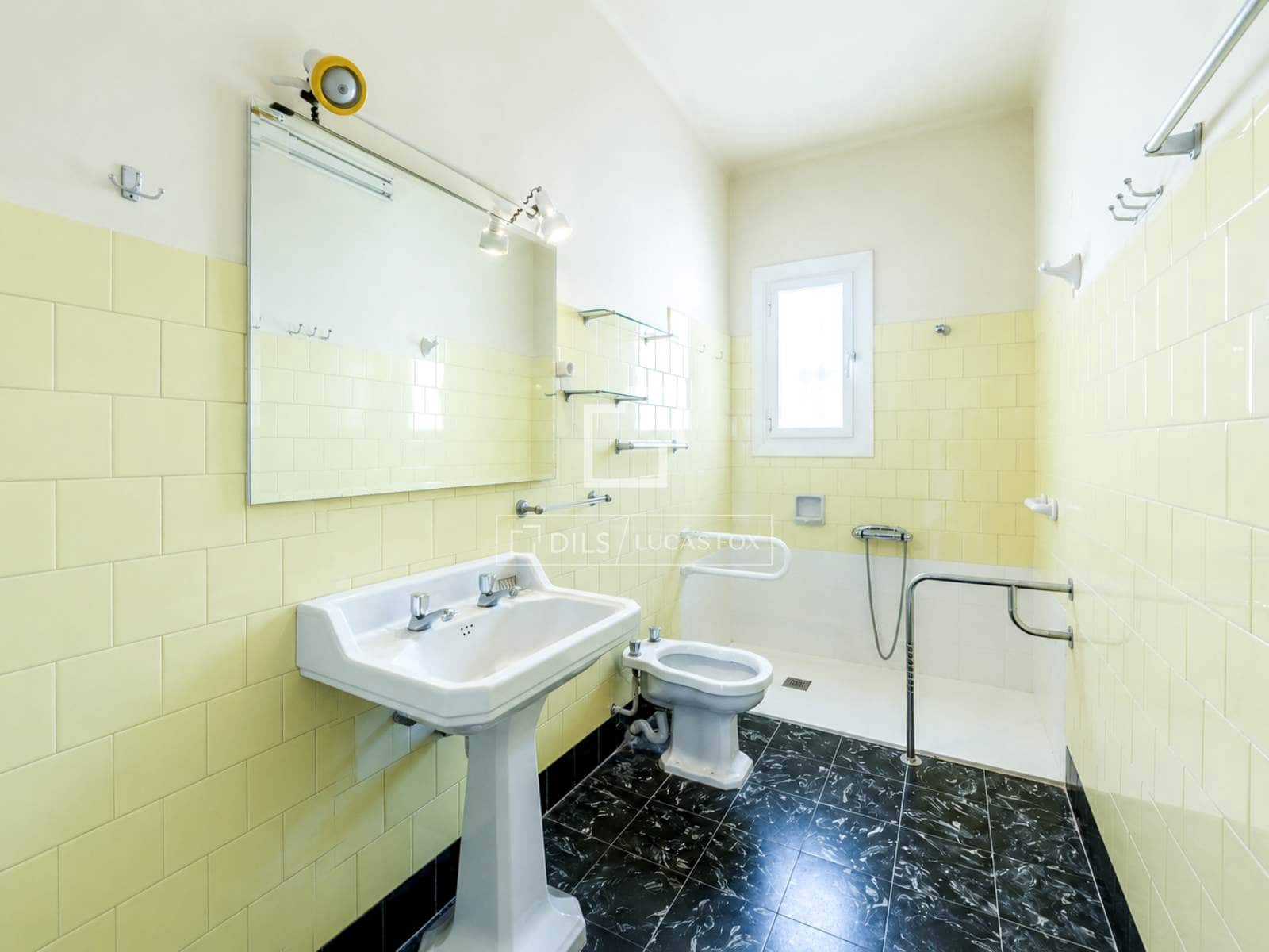 4 sovrum Villa till salu i Sitges med garage - 790 000 € (Ref: 9889528)