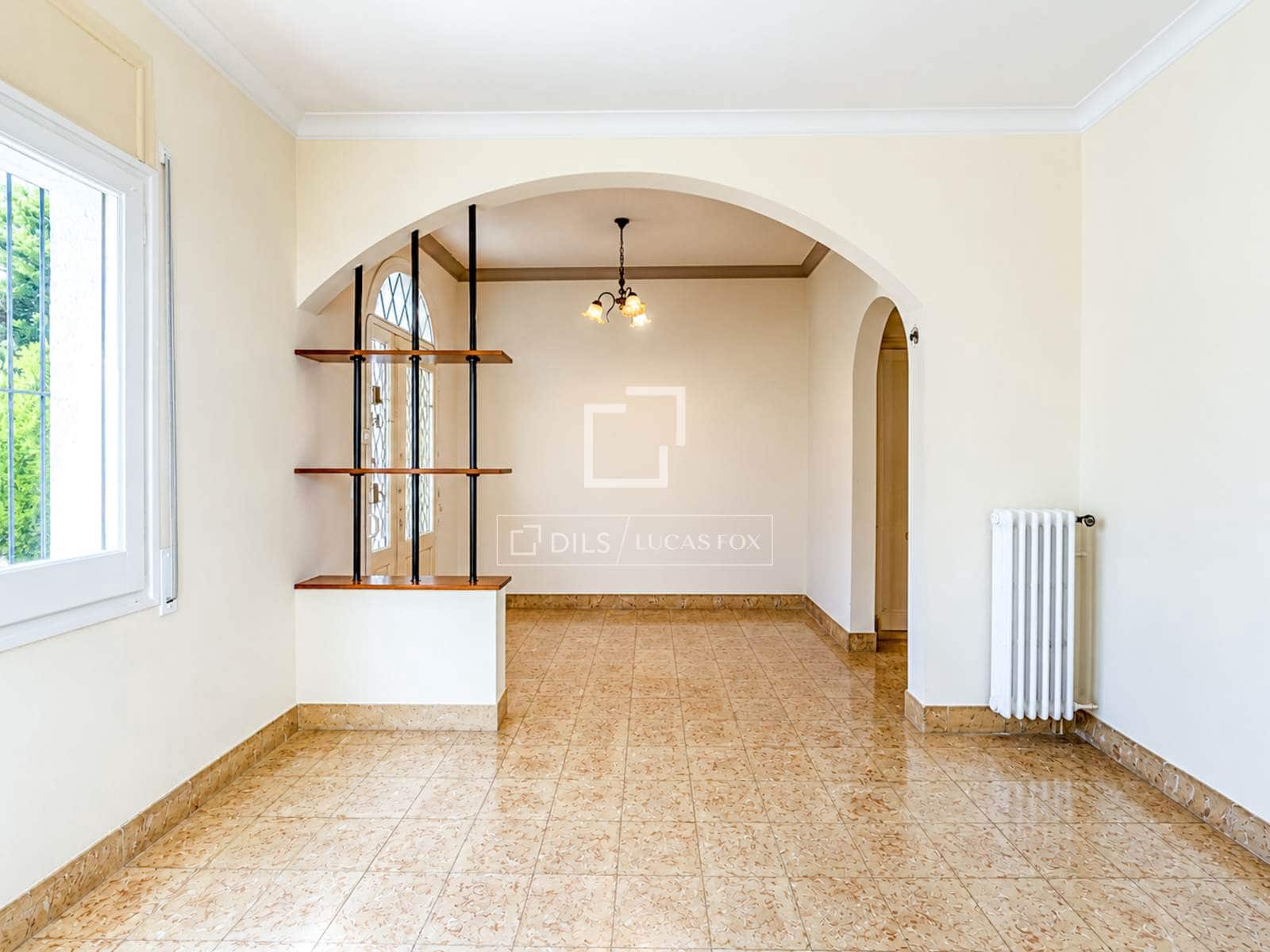 4 sovrum Villa till salu i Sitges med garage - 790 000 € (Ref: 9889528)