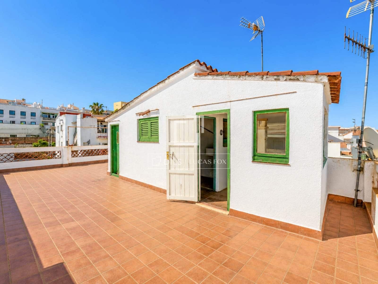 4 sovrum Villa till salu i Sitges med garage - 790 000 € (Ref: 9889528)