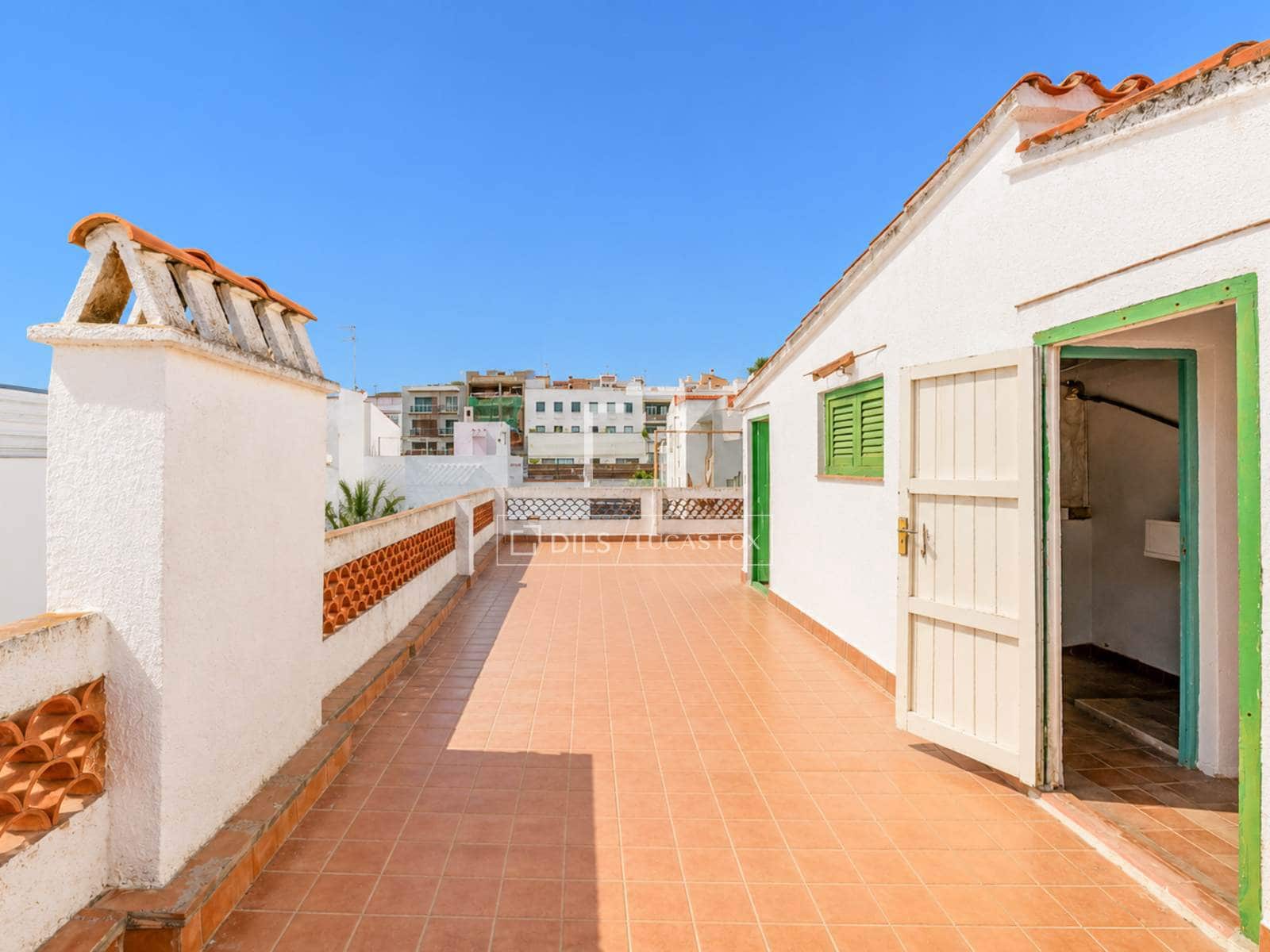 4 sovrum Villa till salu i Sitges med garage - 790 000 € (Ref: 9889528)