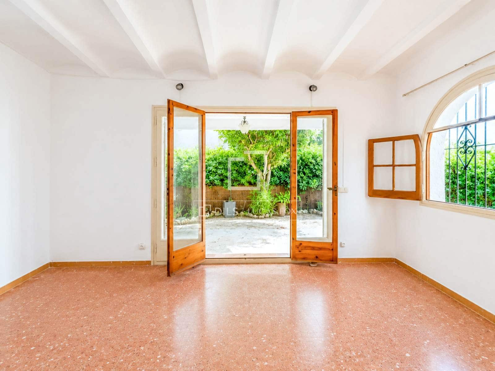 4 sovrum Villa till salu i Sitges med garage - 790 000 € (Ref: 9889528)