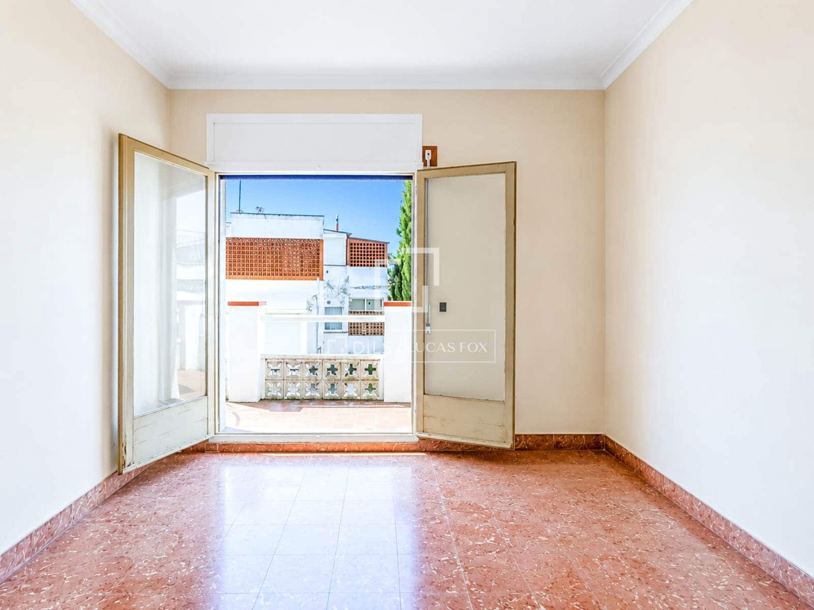 4 sovrum Villa till salu i Sitges med garage - 790 000 € (Ref: 9889528)