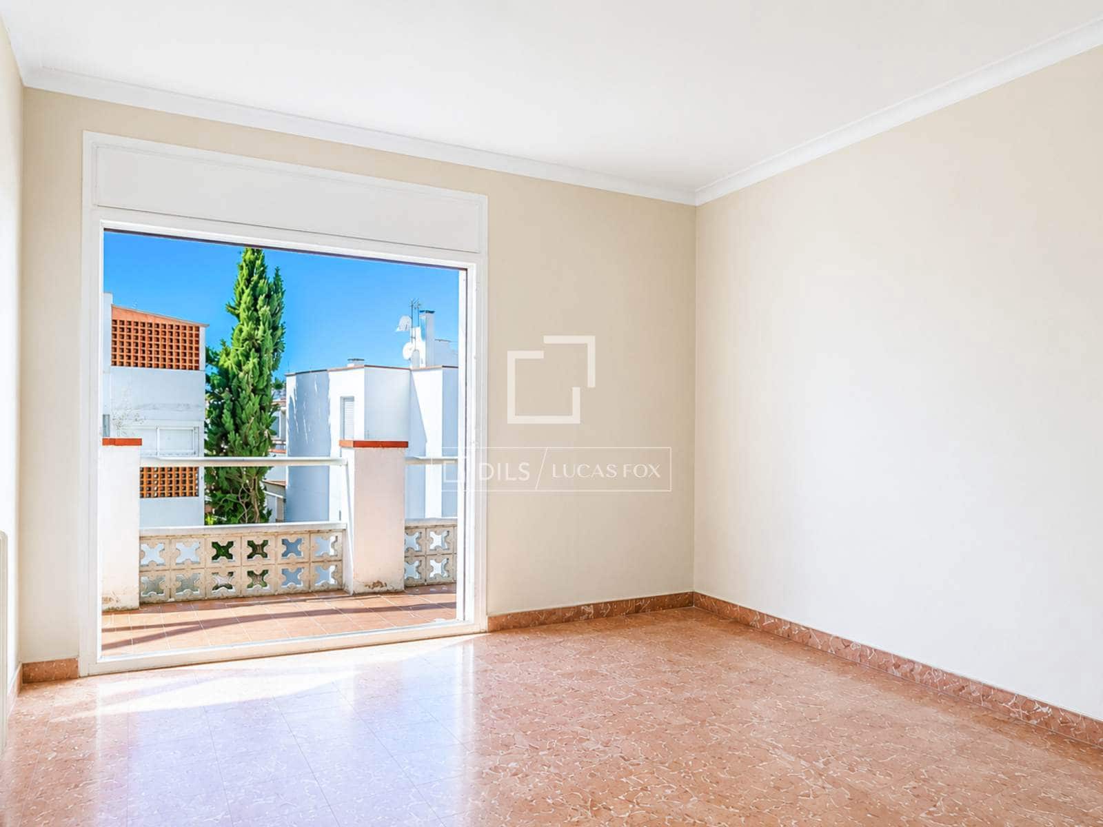 4 sovrum Villa till salu i Sitges med garage - 790 000 € (Ref: 9889528)