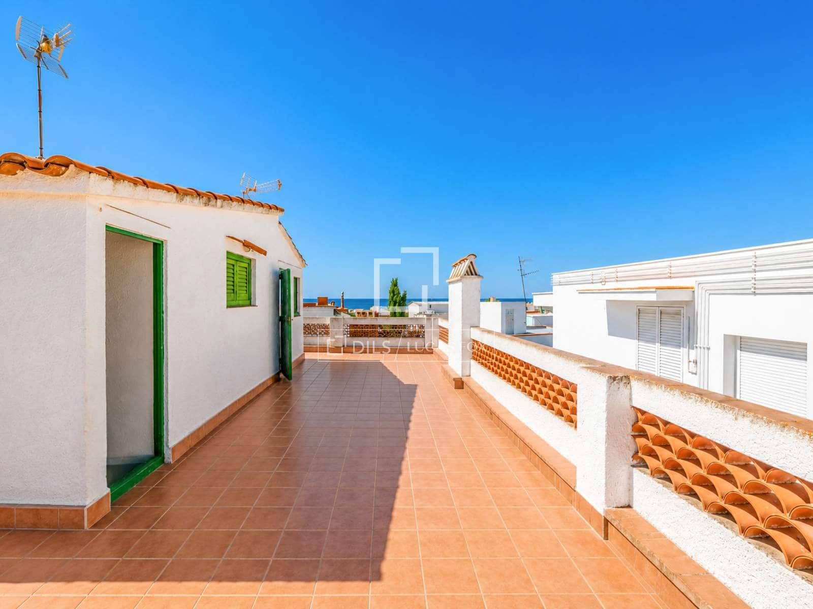 4 sovrum Villa till salu i Sitges med garage - 790 000 € (Ref: 9889528)