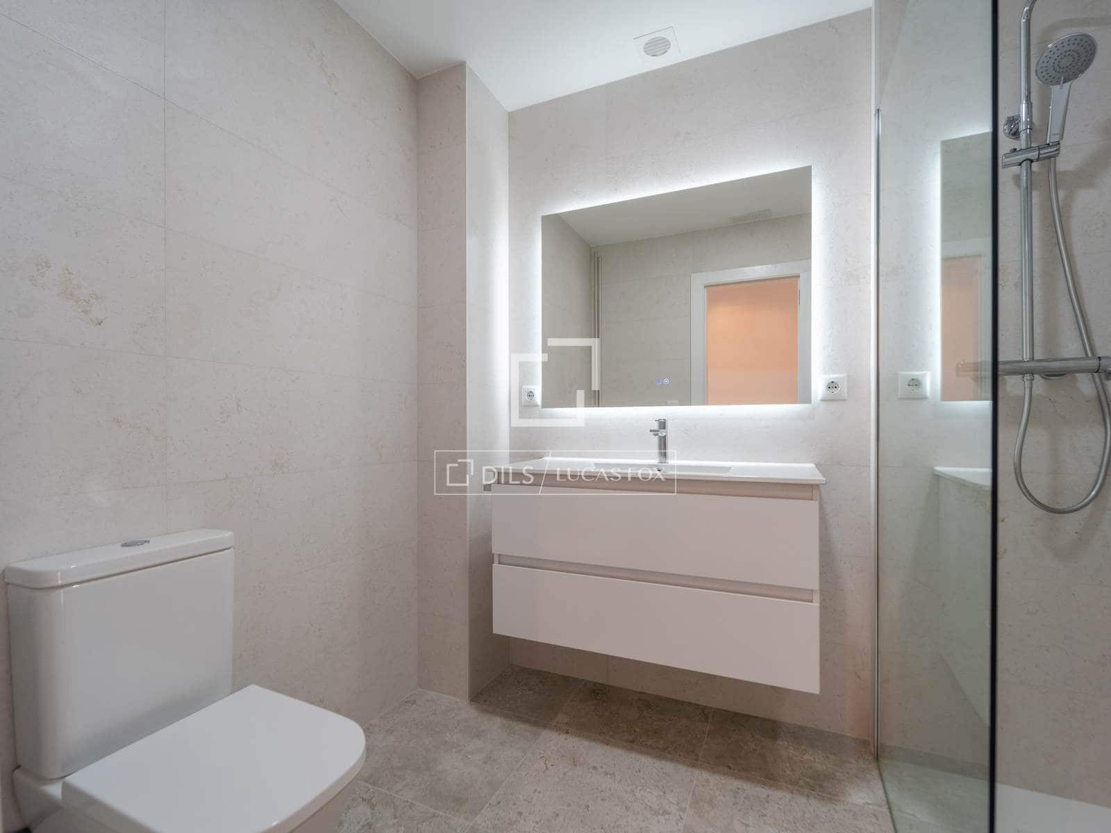 4 slaapkamer Penthouse te huur in Valencia stad - € 2.300 (Ref: 9889529)