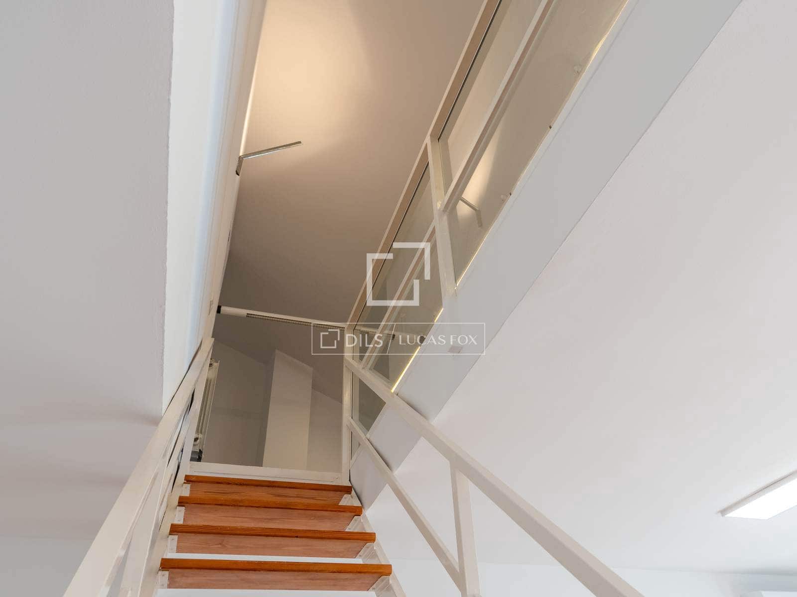 4 slaapkamer Penthouse te huur in Valencia stad - € 2.300 (Ref: 9889529)