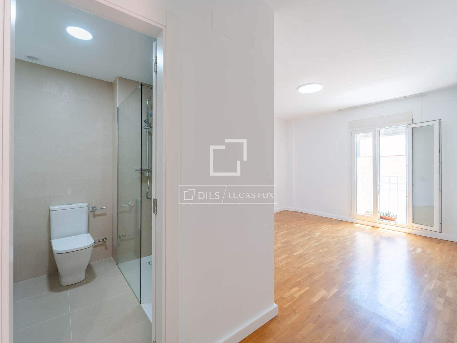 4 slaapkamer Penthouse te huur in Valencia stad - € 2.300 (Ref: 9889529)