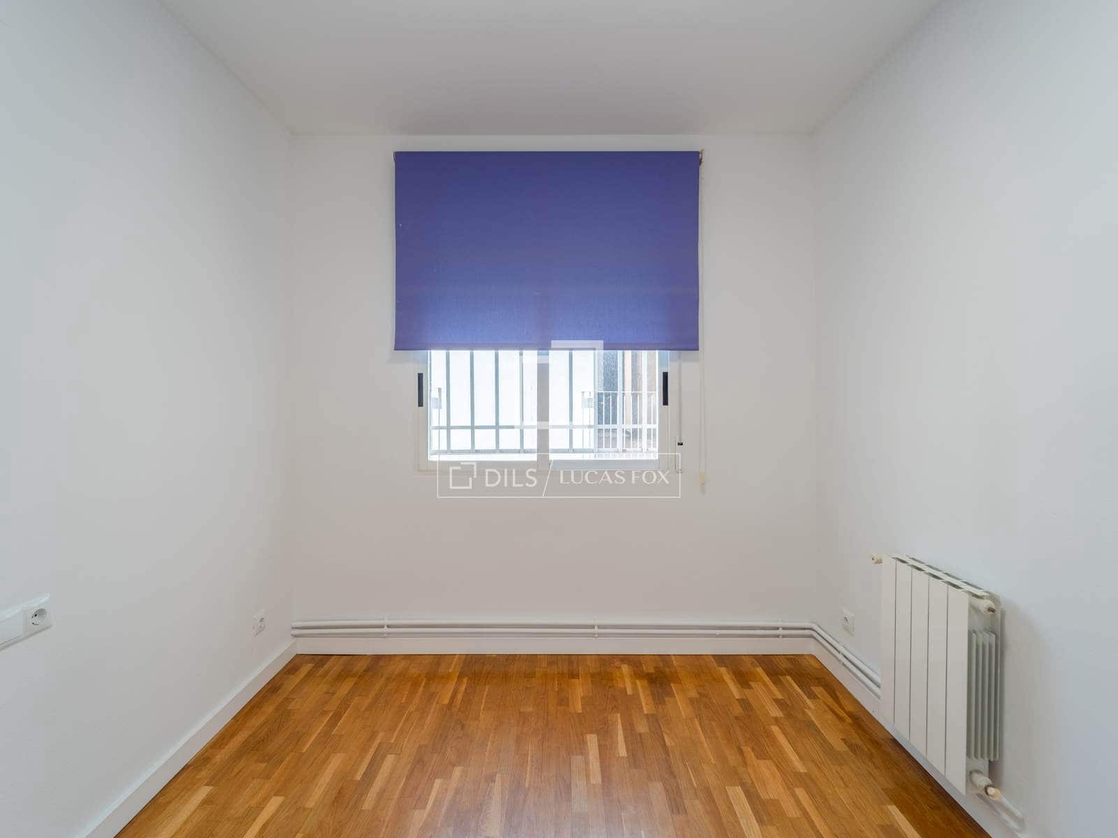 4 slaapkamer Penthouse te huur in Valencia stad - € 2.300 (Ref: 9889529)