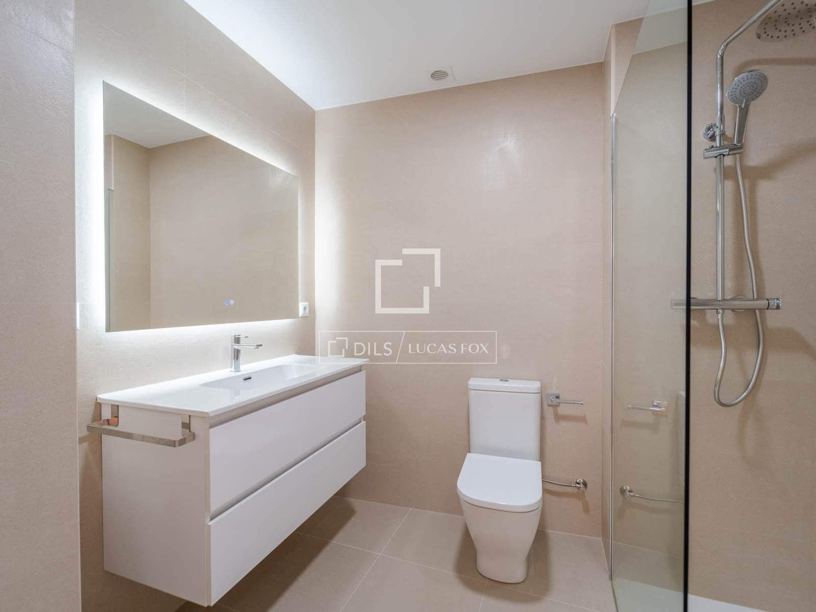 4 slaapkamer Penthouse te huur in Valencia stad - € 2.300 (Ref: 9889529)