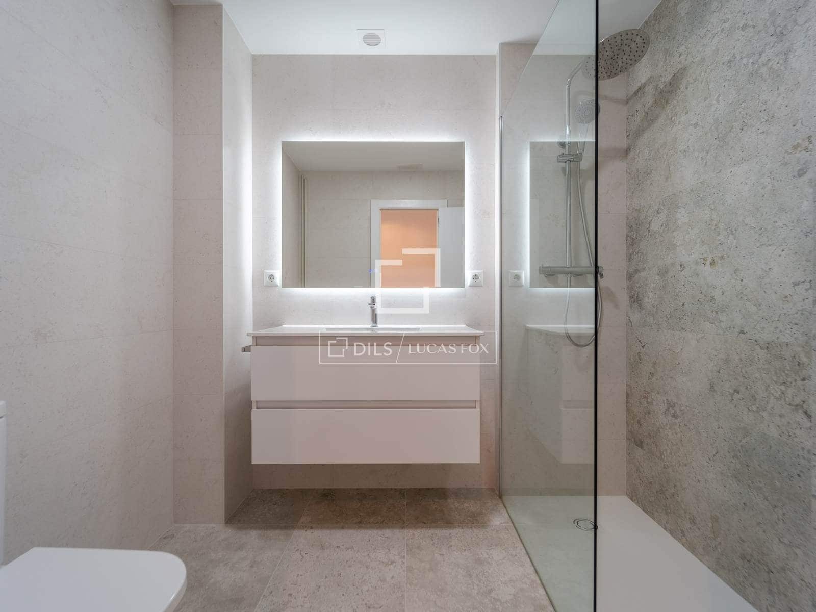 4 slaapkamer Penthouse te huur in Valencia stad - € 2.300 (Ref: 9889529)