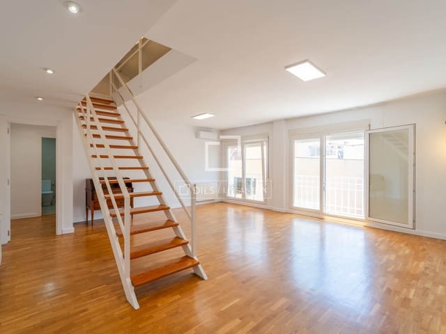 4 slaapkamer Penthouse te huur in Valencia stad - € 2.300 (Ref: 9889529)