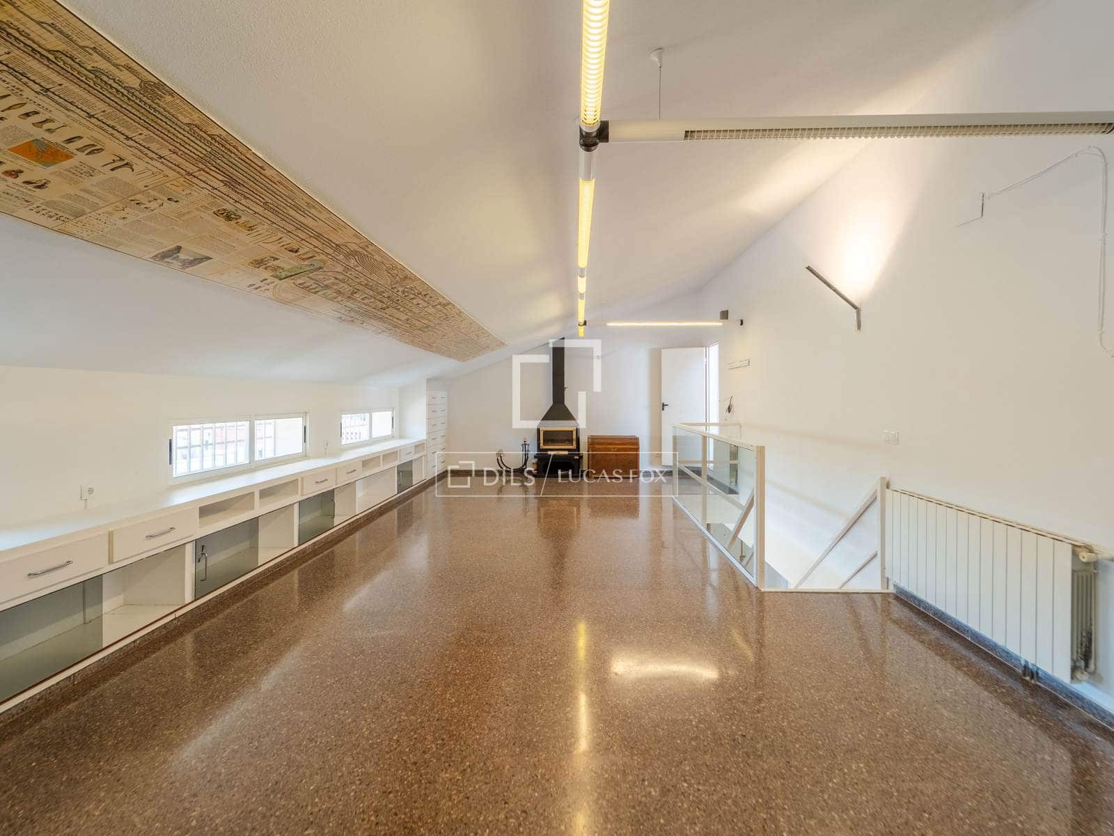 4 slaapkamer Penthouse te huur in Valencia stad - € 2.300 (Ref: 9889529)