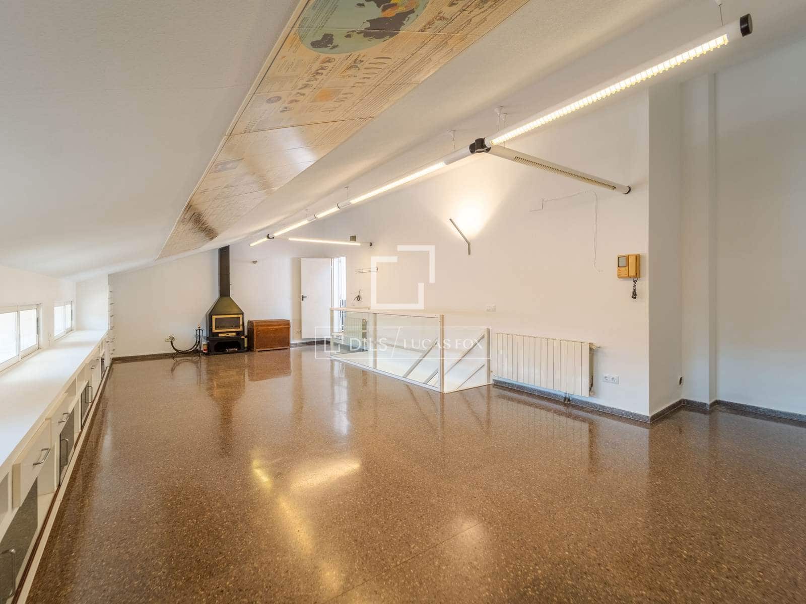 4 slaapkamer Penthouse te huur in Valencia stad - € 2.300 (Ref: 9889529)