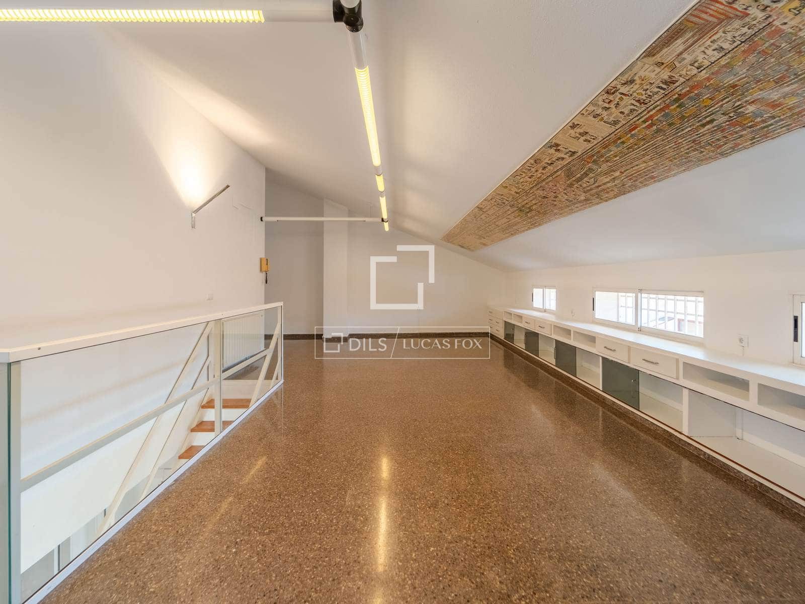 4 slaapkamer Penthouse te huur in Valencia stad - € 2.300 (Ref: 9889529)