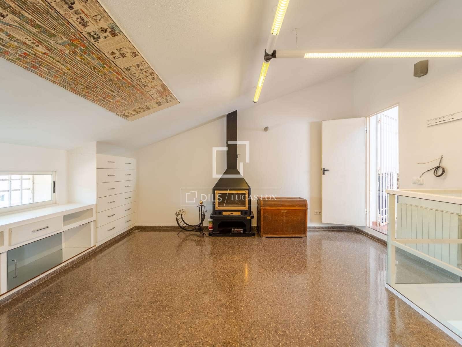 4 slaapkamer Penthouse te huur in Valencia stad - € 2.300 (Ref: 9889529)