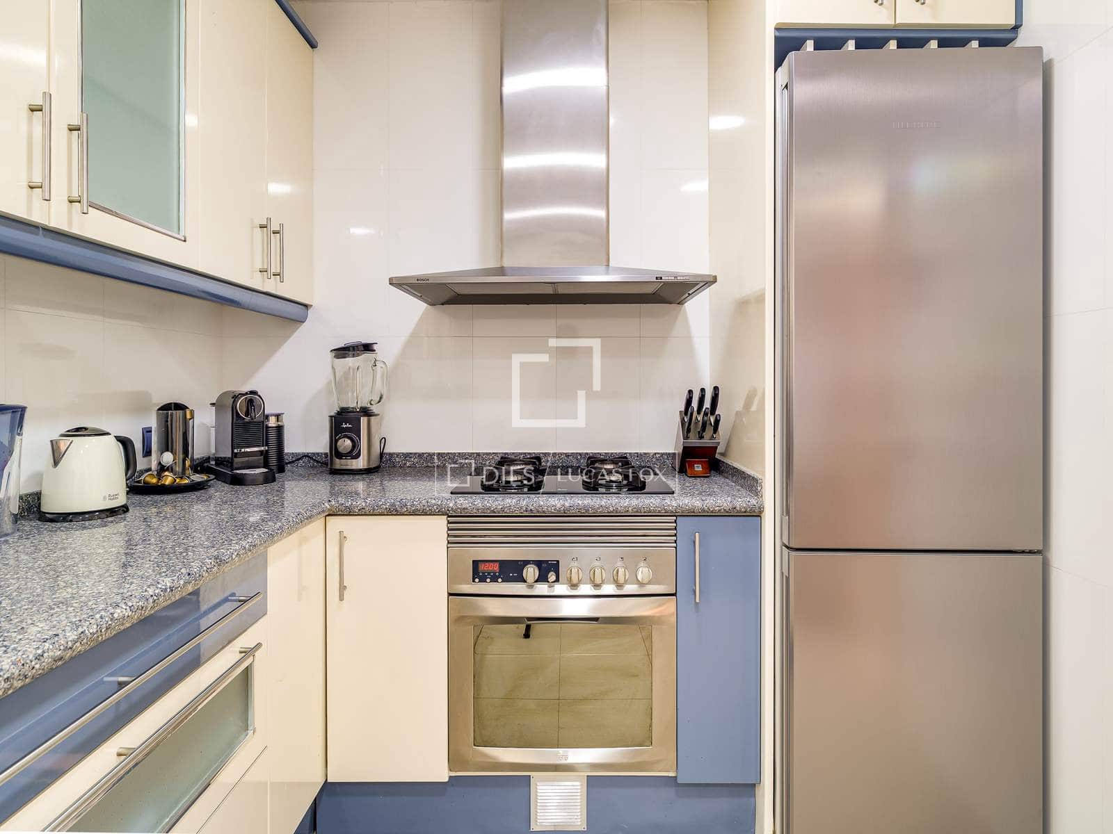 3 soverom Leilighet til salgs i Barcelona by - € 680 000 (Ref: 9889530)
