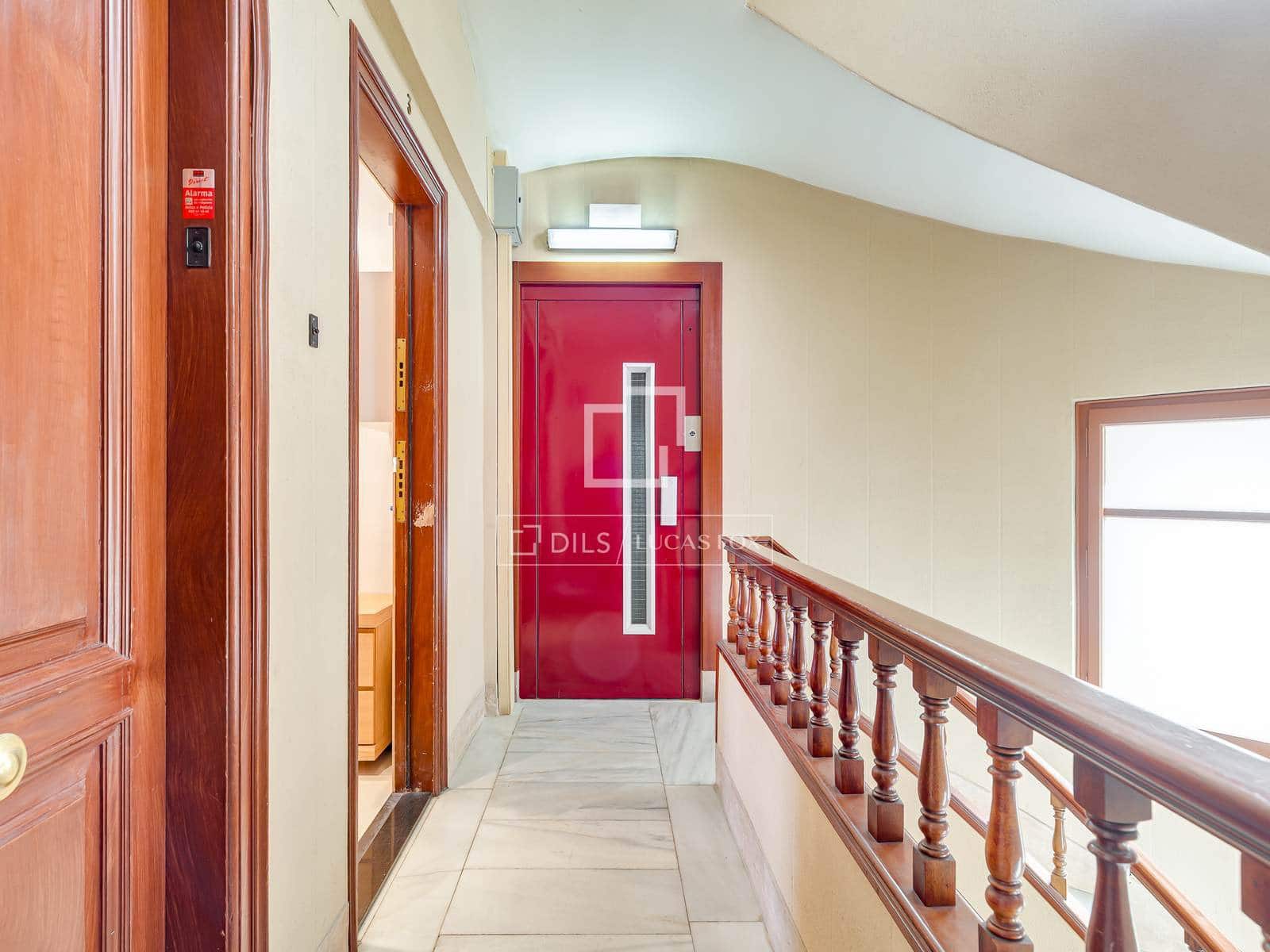 3 soverom Leilighet til salgs i Barcelona by - € 680 000 (Ref: 9889530)