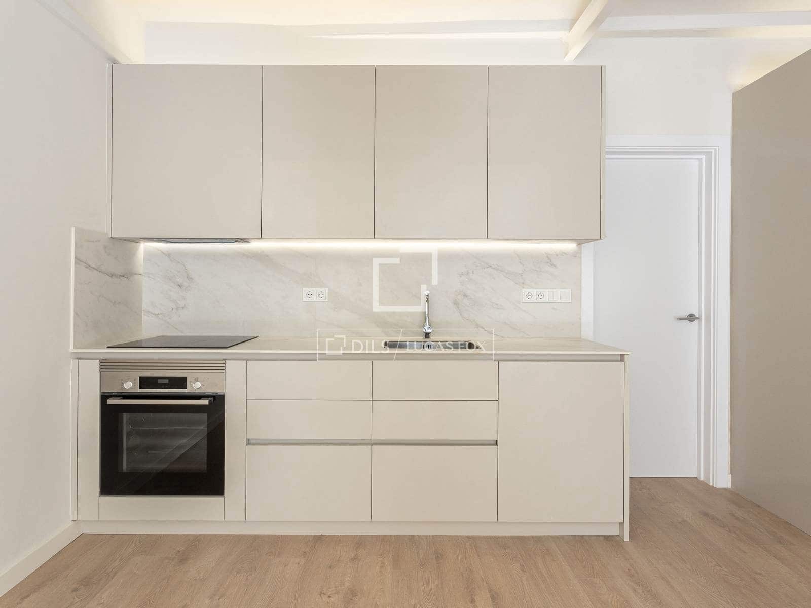 2 slaapkamer Appartement te koop in Barcelona stad - € 430.000 (Ref: 9889531)