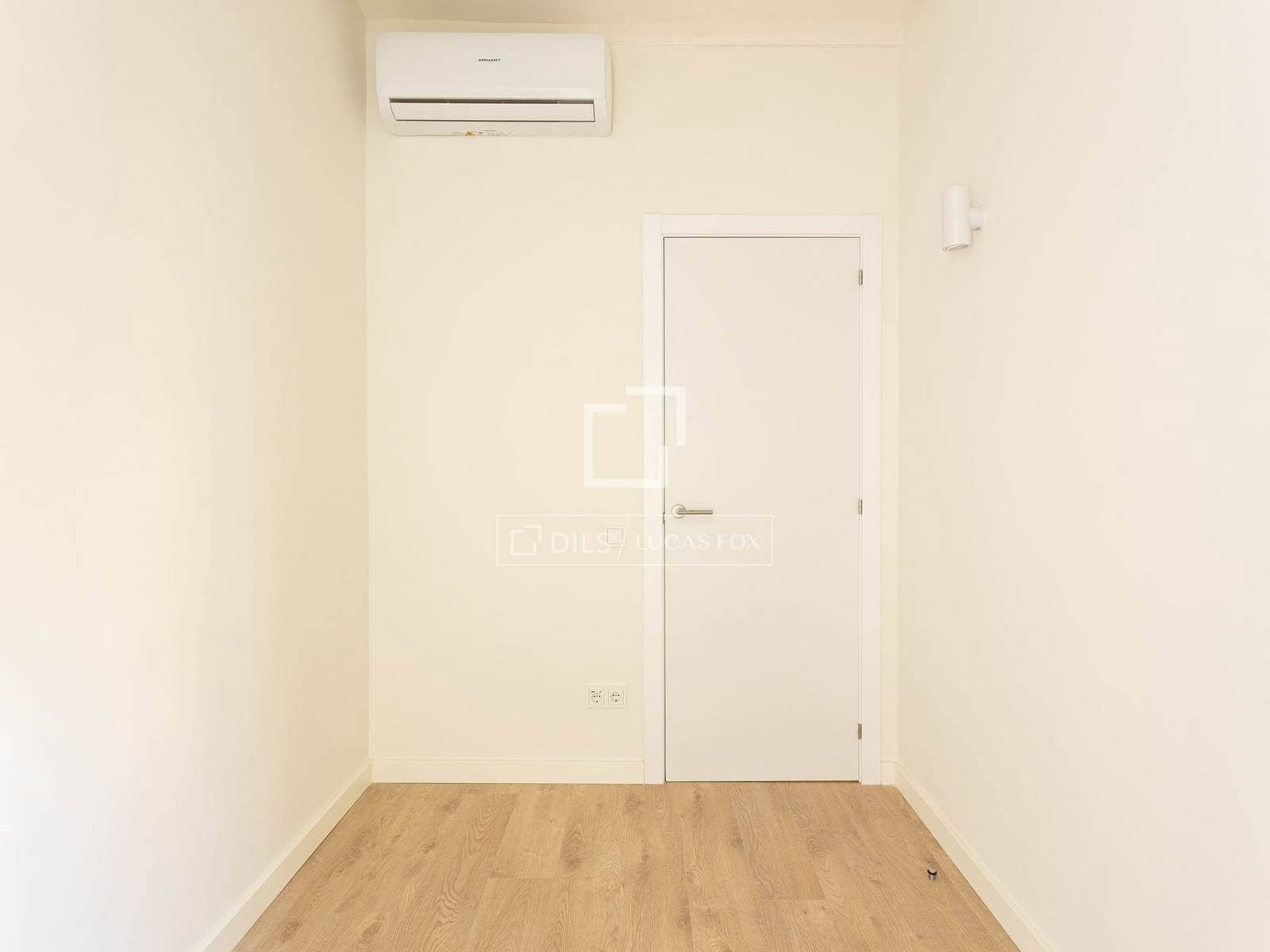 2 slaapkamer Appartement te koop in Barcelona stad - € 430.000 (Ref: 9889531)