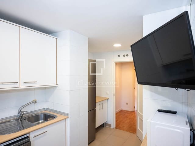 Appartement de 2 chambres à louer à Alcobendas avec piscine garage - 2 400 € (Ref: 9890656)