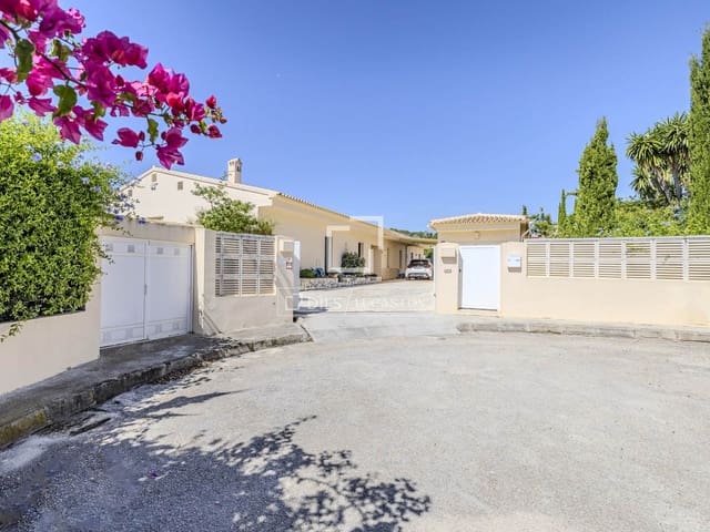 4 makuuhuone Huvila myytävänä paikassa Javea / Xàbia mukana uima-altaan 
autotalli - 1 495 000 € (Ref: 9890931)