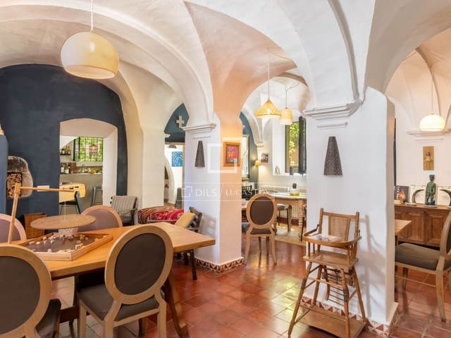 7 slaapkamer Villa te koop in Cervià de Ter met zwembad - € 1.300.000 (Ref: 9890934)