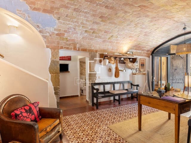 7 slaapkamer Villa te koop in Cervià de Ter met zwembad - € 1.300.000 (Ref: 9890934)