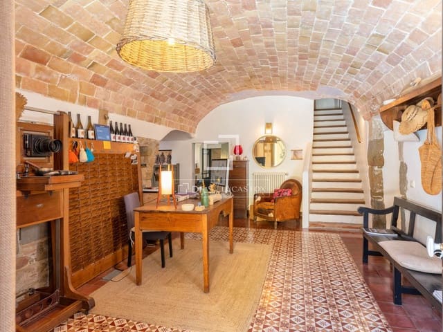 7 slaapkamer Villa te koop in Cervià de Ter met zwembad - € 1.300.000 (Ref: 9890934)