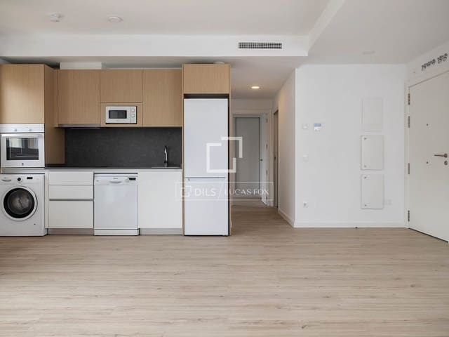 2 soverom Leilighet til leie i Sant Adrià de Besòs med svømmebasseng - € 2 000 (Ref: 9891138)