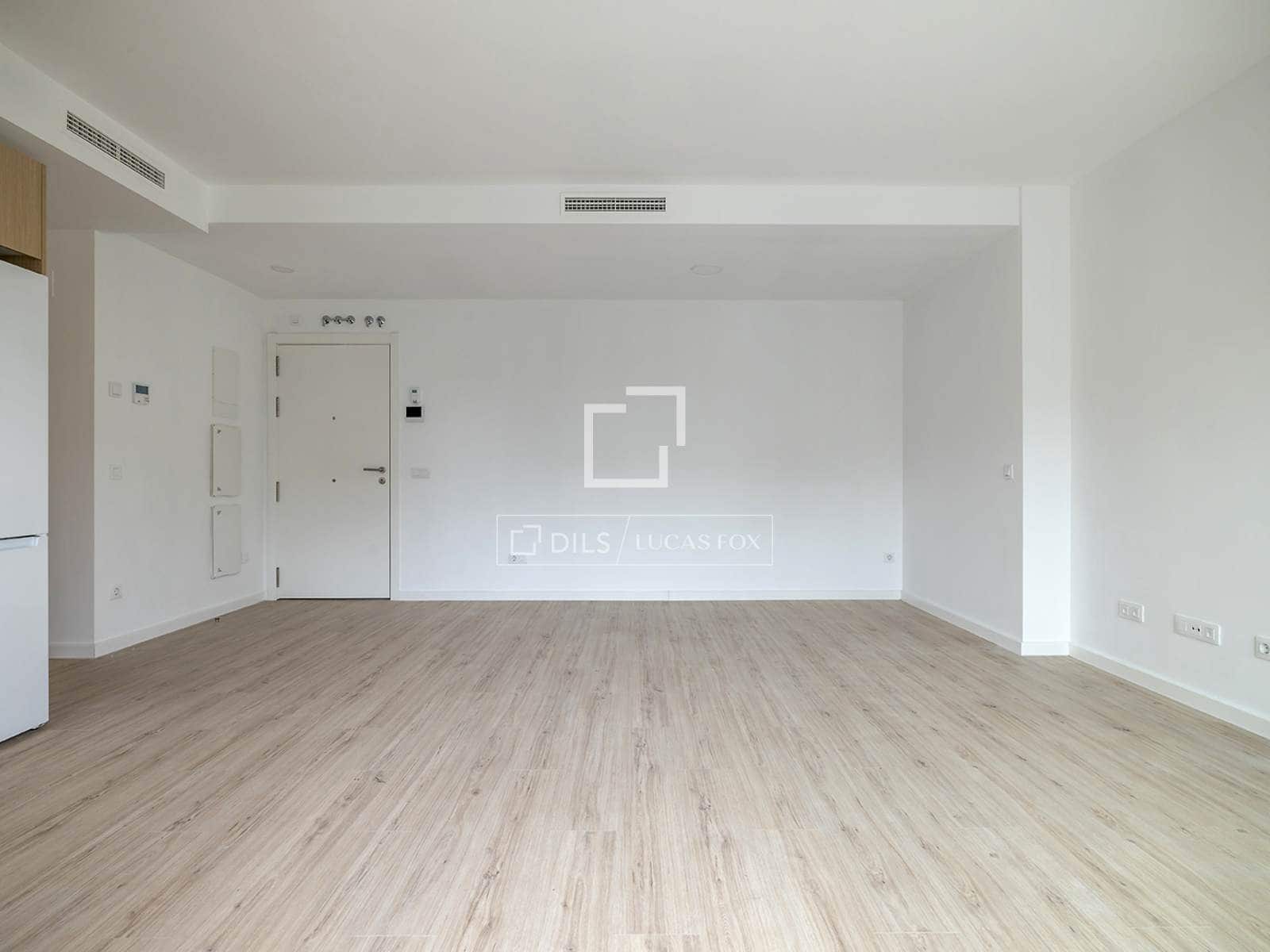2 makuuhuone Huoneisto vuokrattavana paikassa Sant Adria de Besos mukana uima-altaan - 2 000 € (Ref: 9891138)