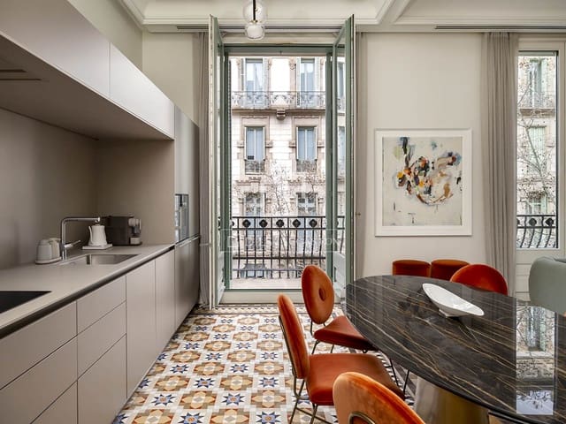 3 soveværelse Lejlighed til salg i Barcelona by med swimmingpool - € 3.250.000 (Ref: 9891141)