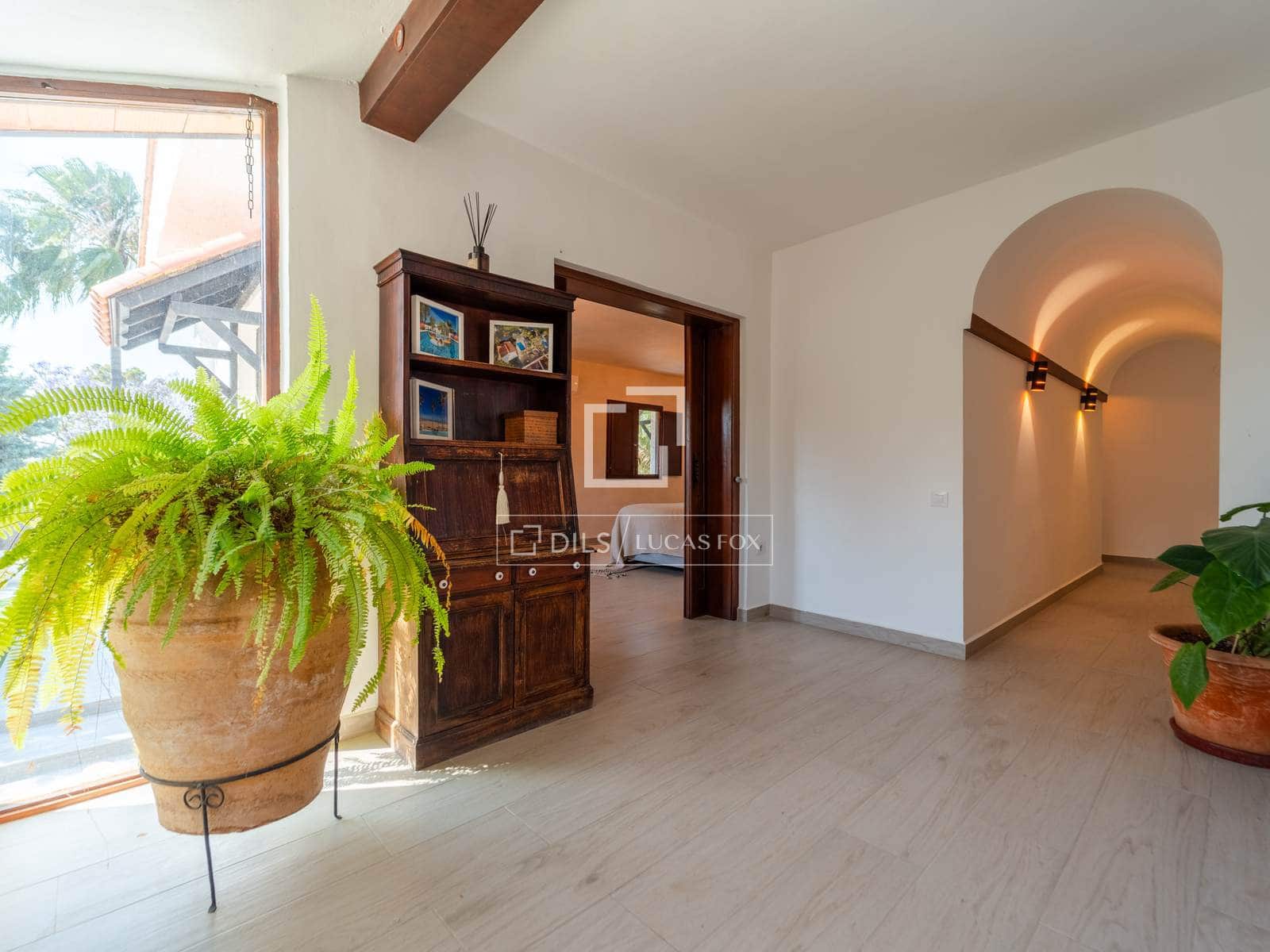 5 quarto Moradia para arrendar em Betera com piscina garagem - 4 500 € (Ref: 9891143)