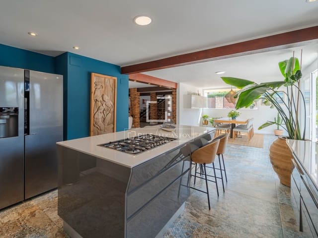 5 quarto Moradia para arrendar em Bétera com piscina garagem - 4 500 € (Ref: 9891143)