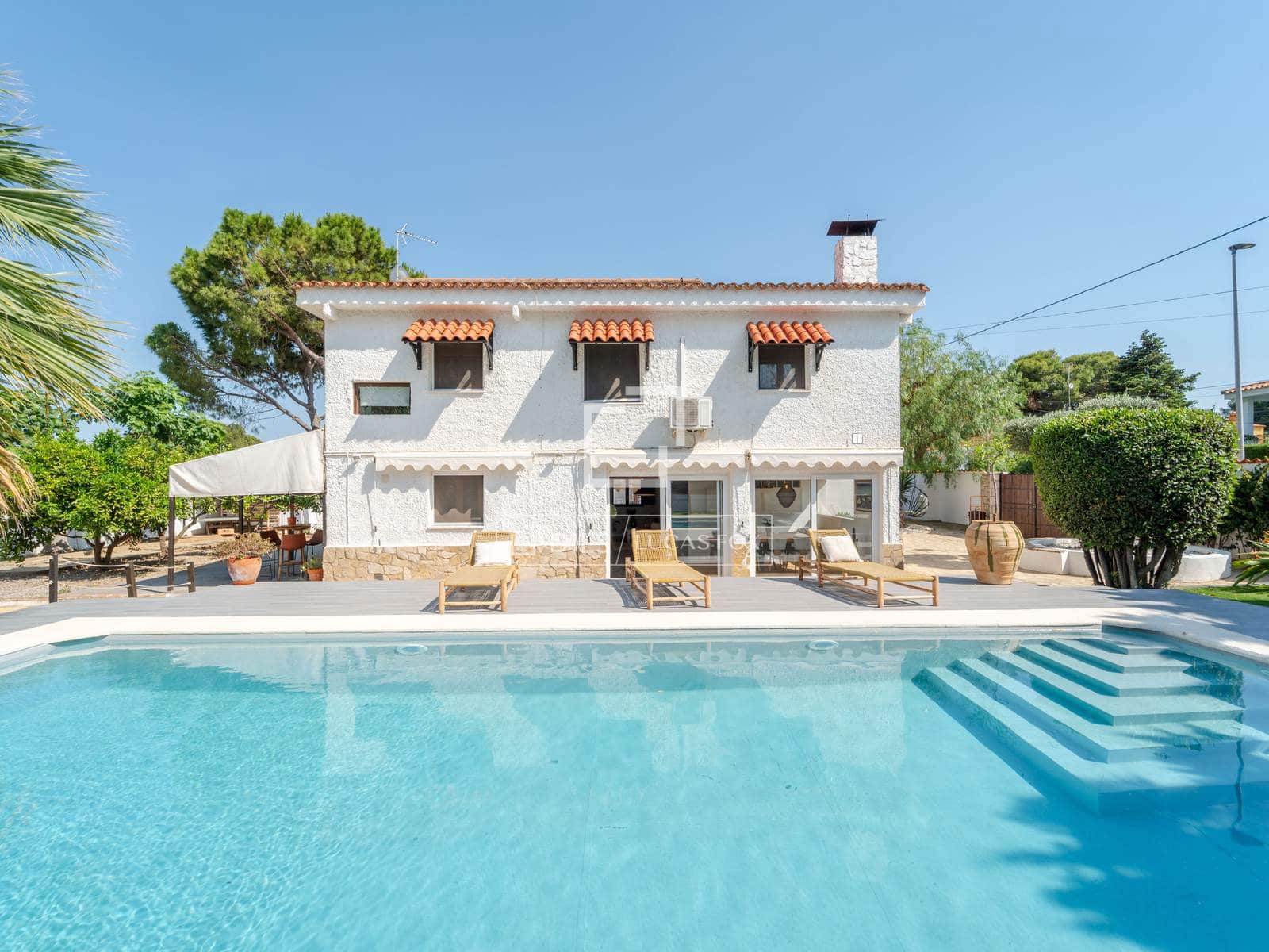 5 quarto Moradia para arrendar em Betera com piscina garagem - 4 500 € (Ref: 9891143)