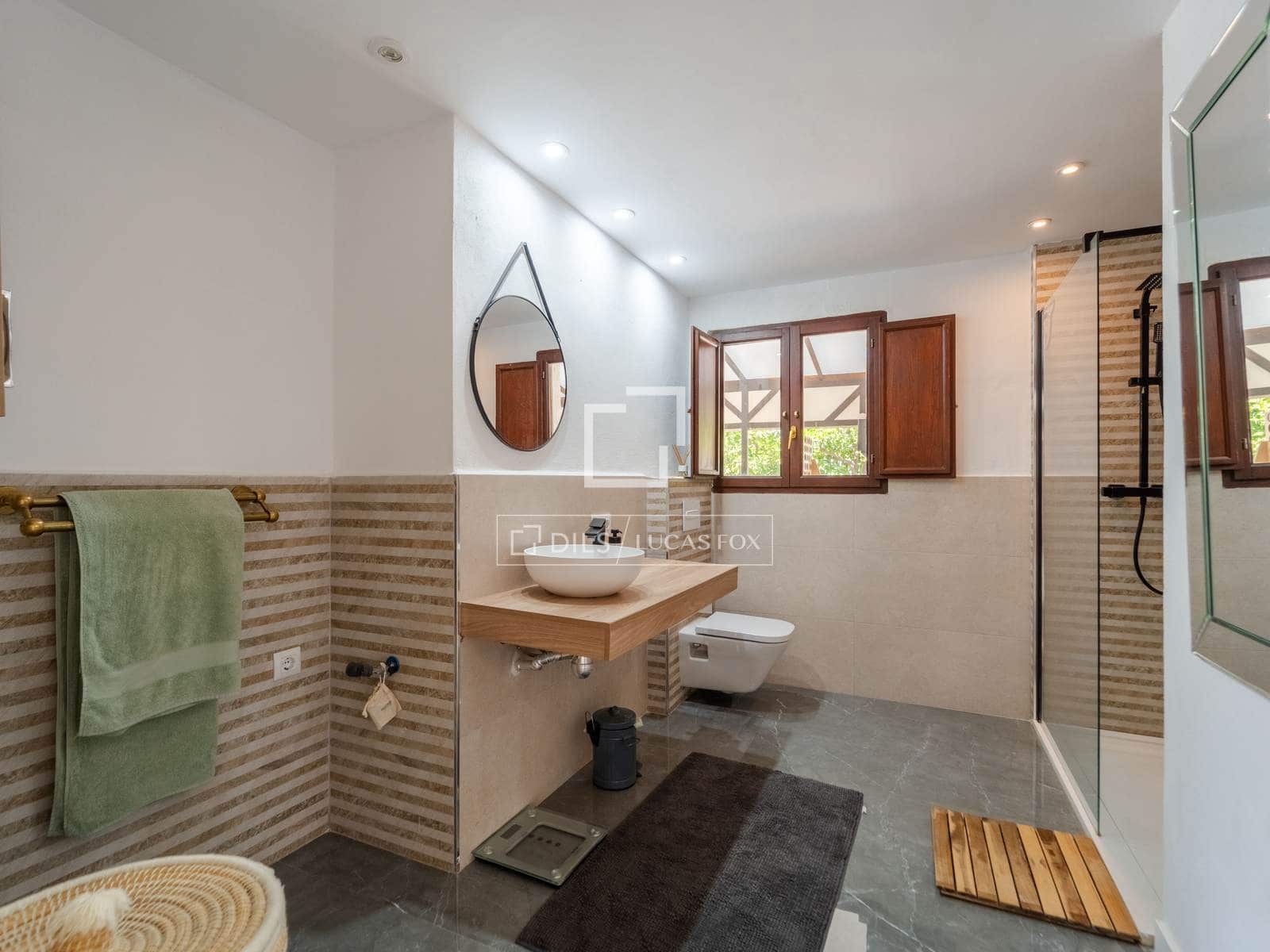 5 quarto Moradia para arrendar em Betera com piscina garagem - 4 500 € (Ref: 9891143)