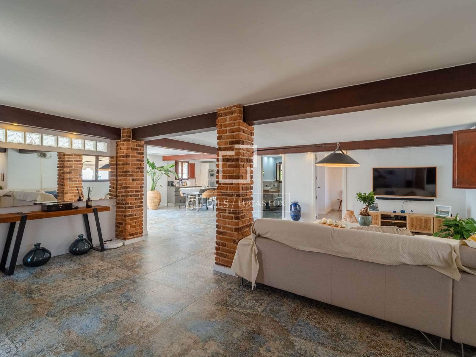 5 quarto Moradia para arrendar em Betera com piscina garagem - 4 500 € (Ref: 9891143)