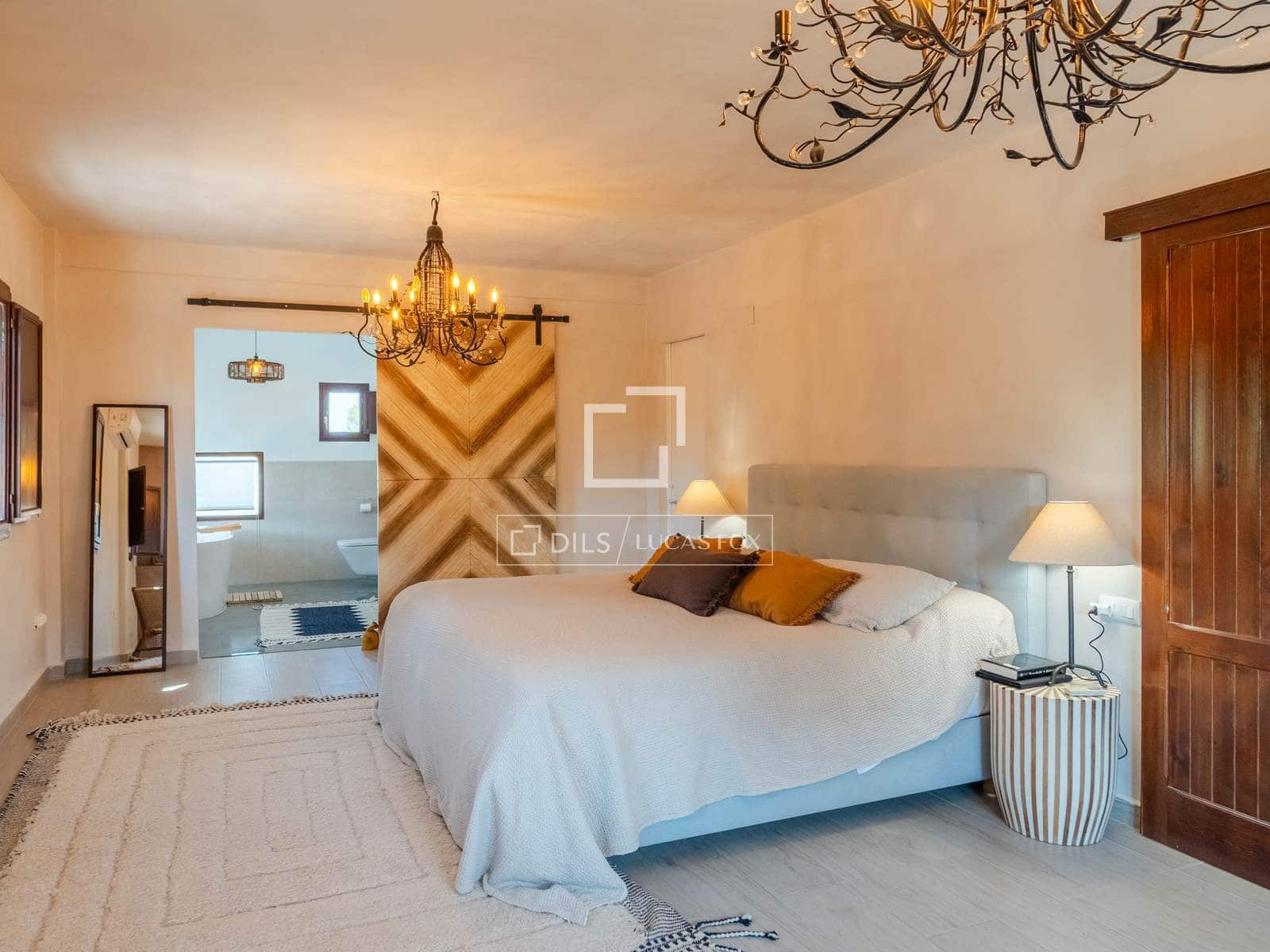 5 quarto Moradia para arrendar em Betera com piscina garagem - 4 500 € (Ref: 9891143)