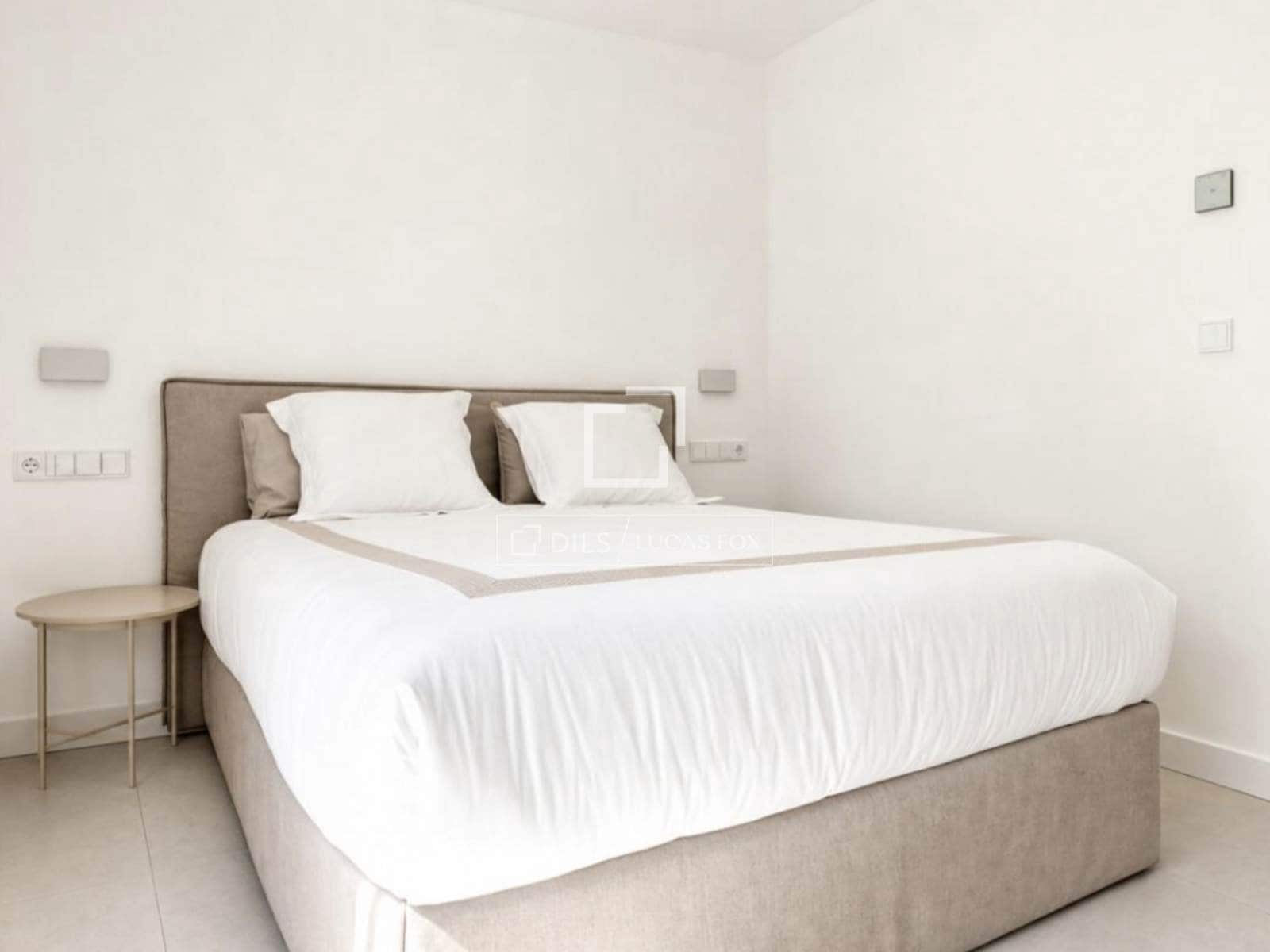6 slaapkamer Villa te koop in El Campello met zwembad garage - € 1.660.000 (Ref: 9891560)