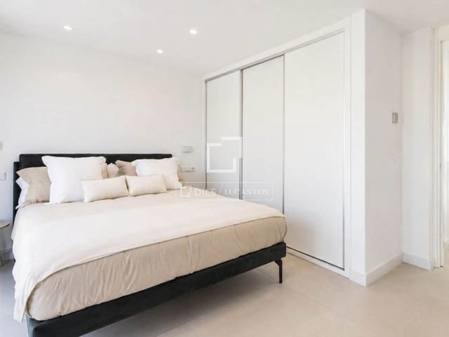 6 slaapkamer Villa te koop in El Campello met zwembad garage - € 1.660.000 (Ref: 9891560)